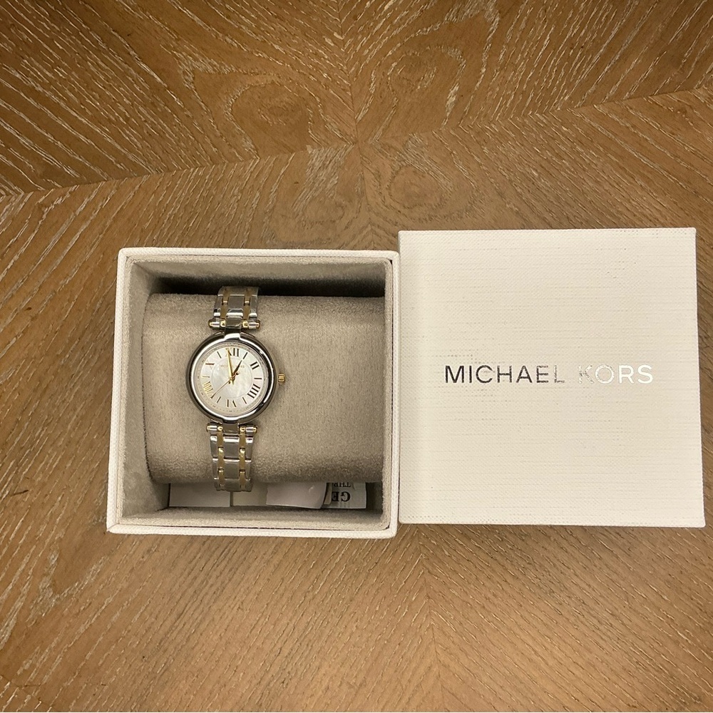 Michael Kors
Women's Laney Three-Hand Two-Tone Stainless-Steel Watch, 30mm - Picture 7 of 8